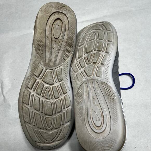 Nike Air, lace up, white with blue, women’s size 9 sneakers - Picture 7 of 8